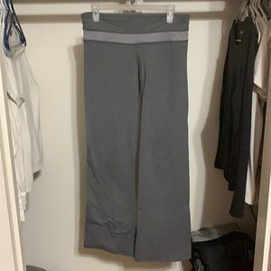 gray lululemon leggings